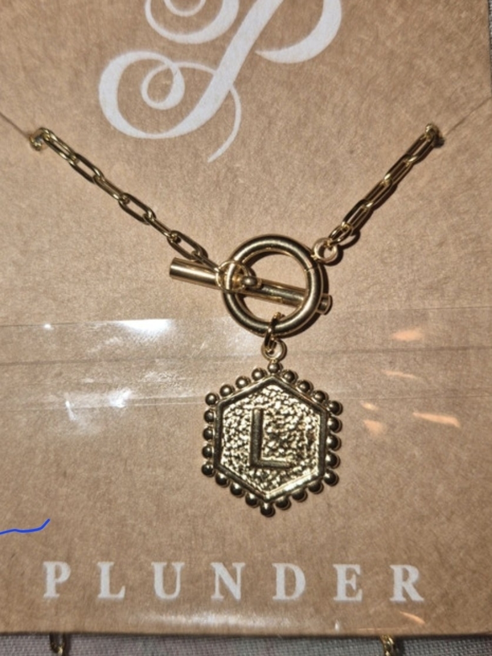 Plunder Gold Hexagon Initial 'L' Toggle Necklace